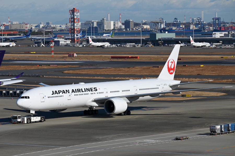 JAL 導入初号機の777-300ERを退役 26日にラストフライト | 「旅」の